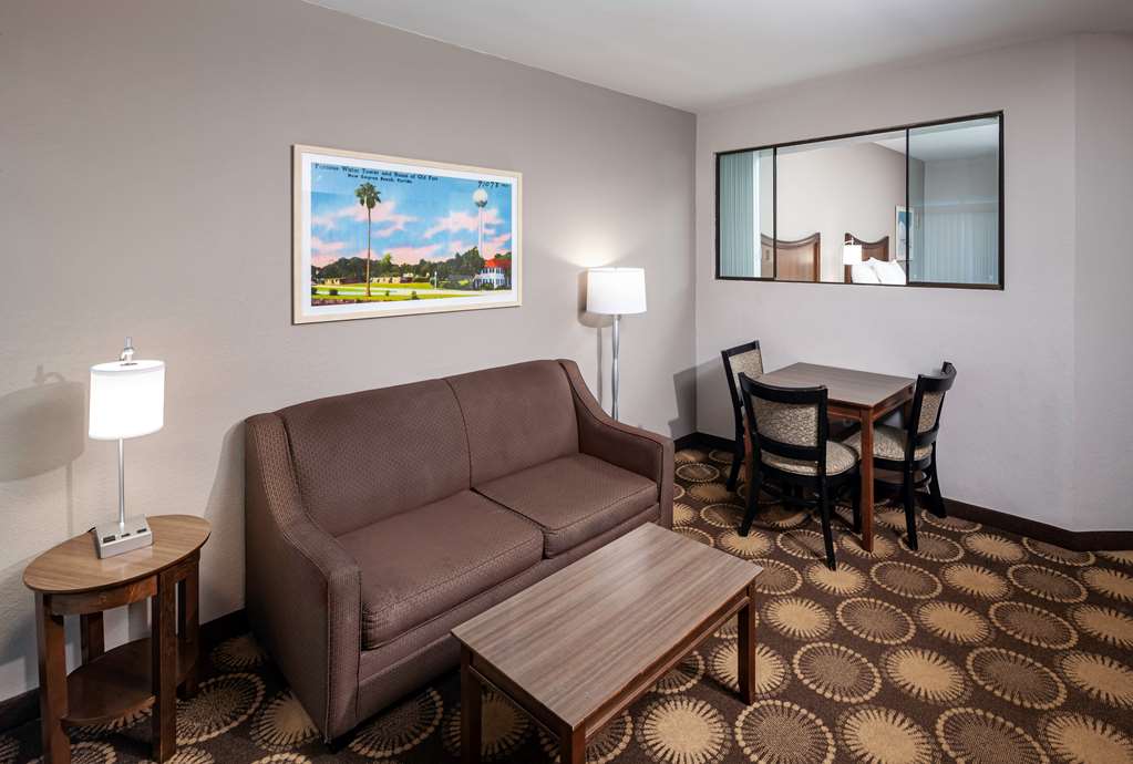Фото Best Western New Smyrna Beach Hotel & Suites