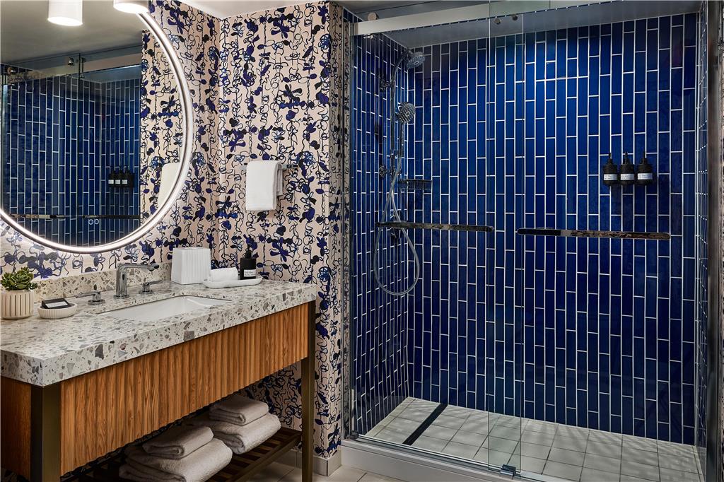 Фото The Highland Dallas, Curio Collection by Hilton