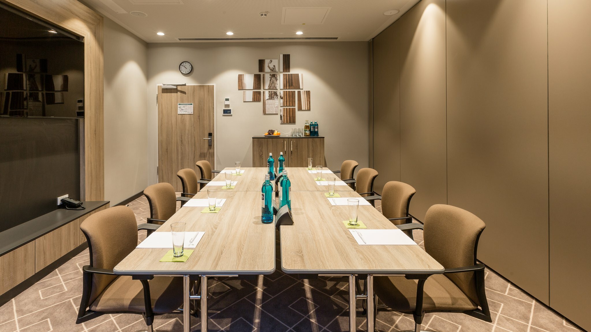 Фото Holiday Inn Express Munich - City East, an Ihg Hotel