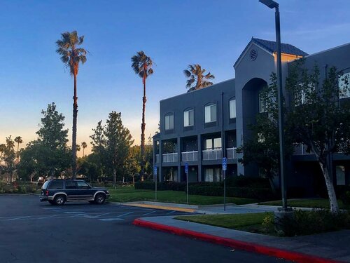 Гостиница SureStay Hotel by Best Western Ontario Airport в Онтарио