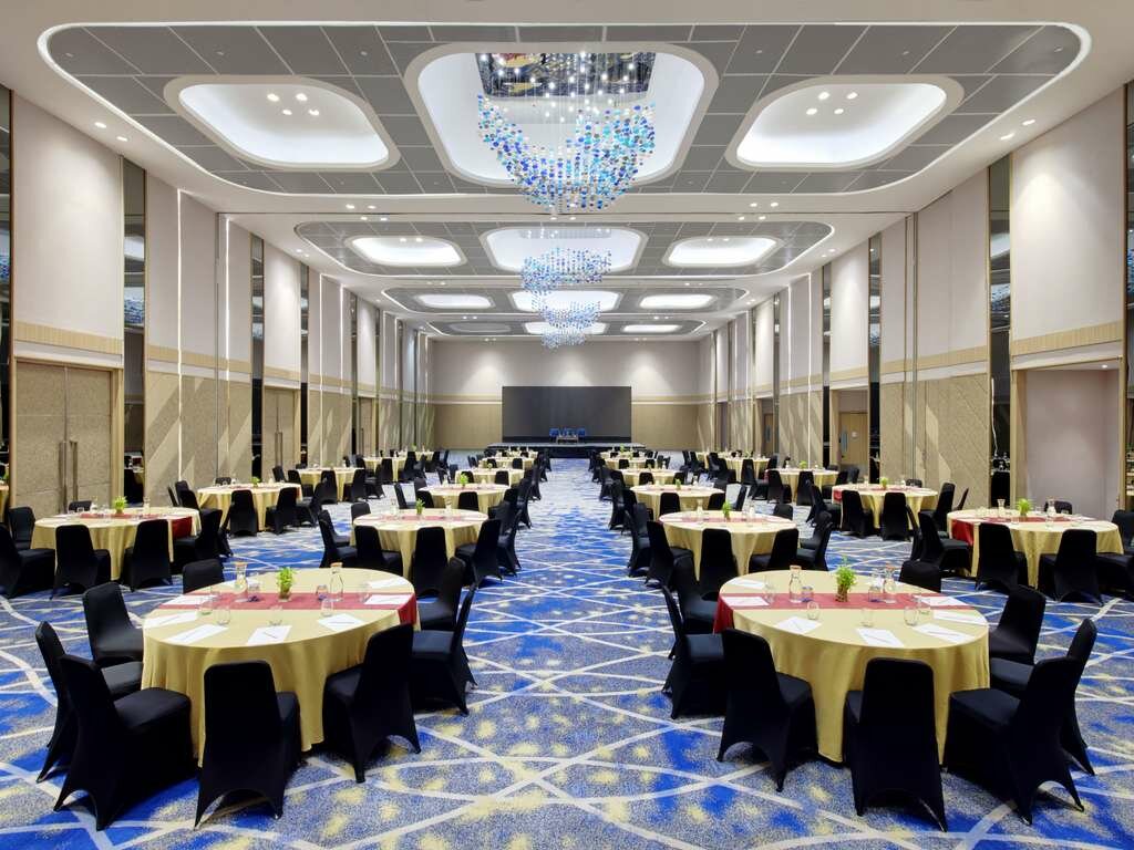 Фото Novotel Samator Surabaya Timur