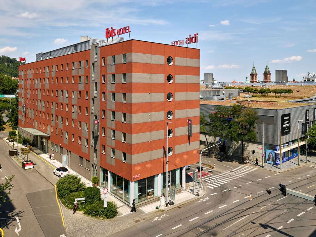 Фото Ibis Praha Mala Strana