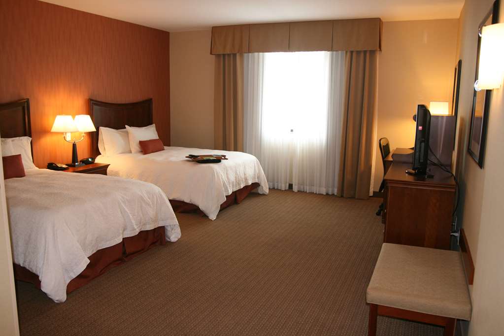 Фото Hampton Inn & Suites Folsom