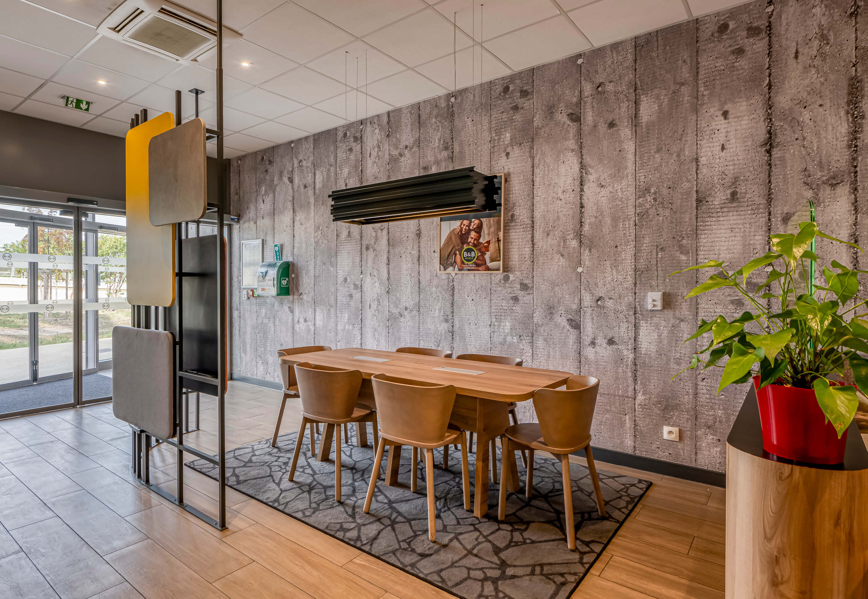 Фото B&B HOTEL Bordeaux Centre Gare Saint-Jean