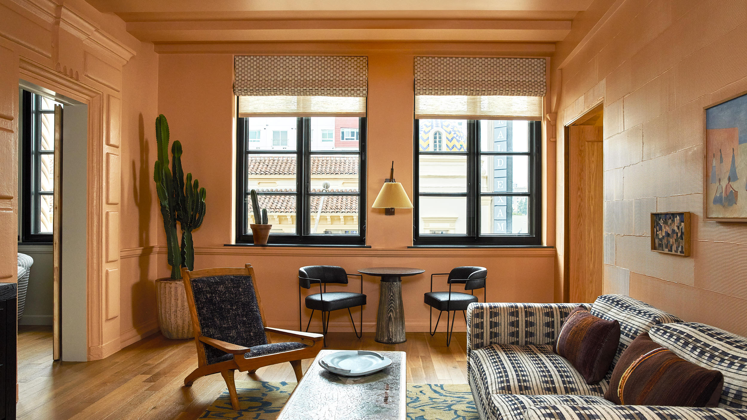 Фото Downtown Los Angeles Proper Hotel, a Member of Design Hotels