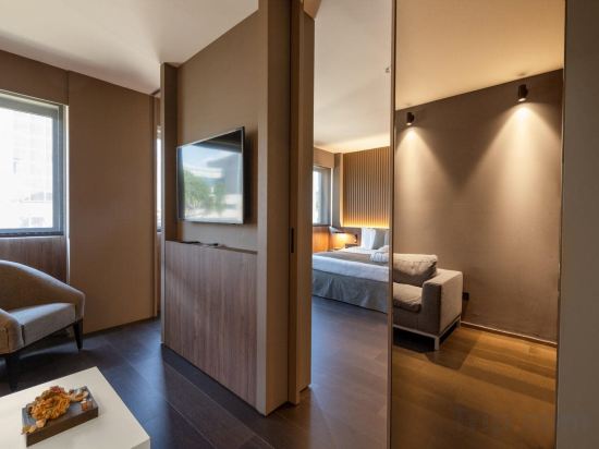 Фото Barcelona Airport Hotel