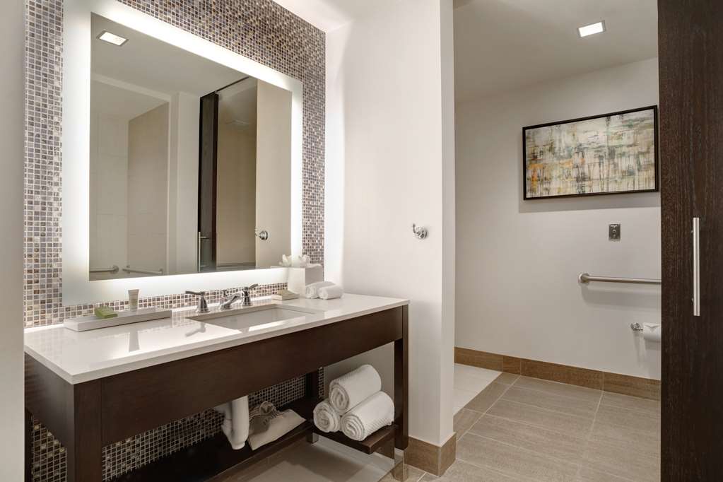 Фото Hilton Dallas/Plano Granite Park
