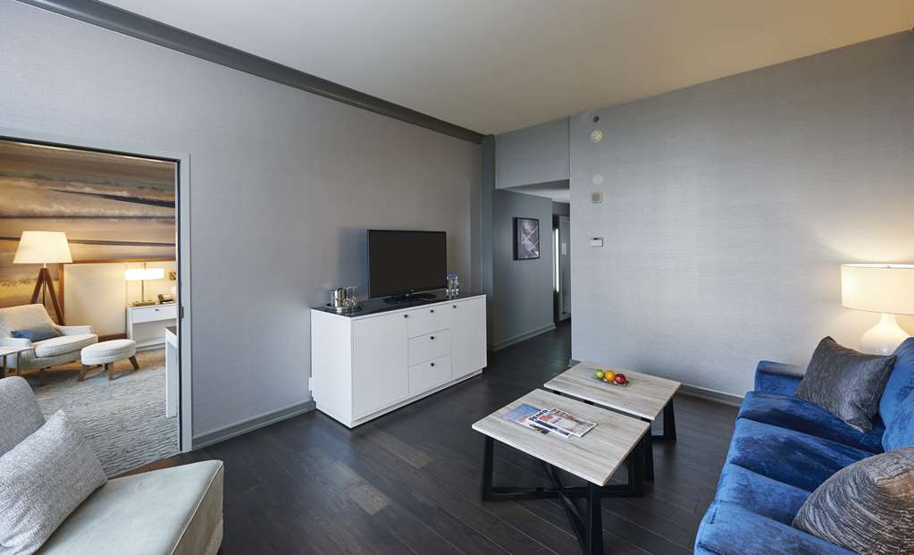 Фото Loews Minneapolis Hotel