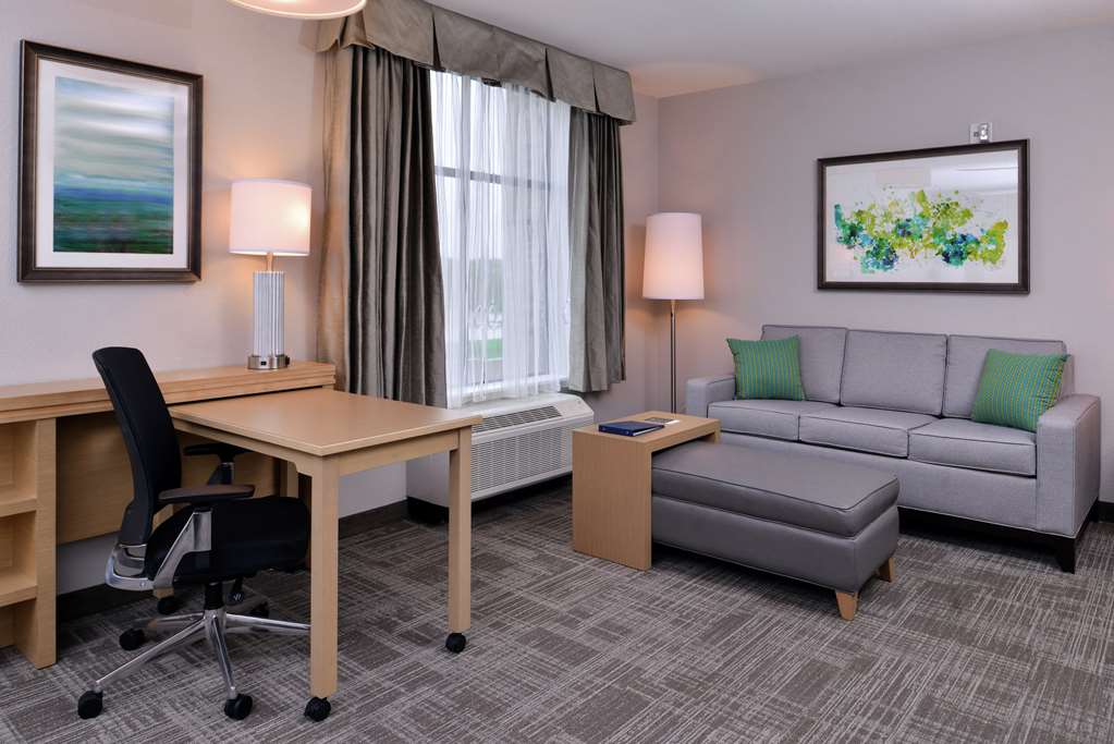 Фото Homewood Suites by Hilton Des Moines Airport