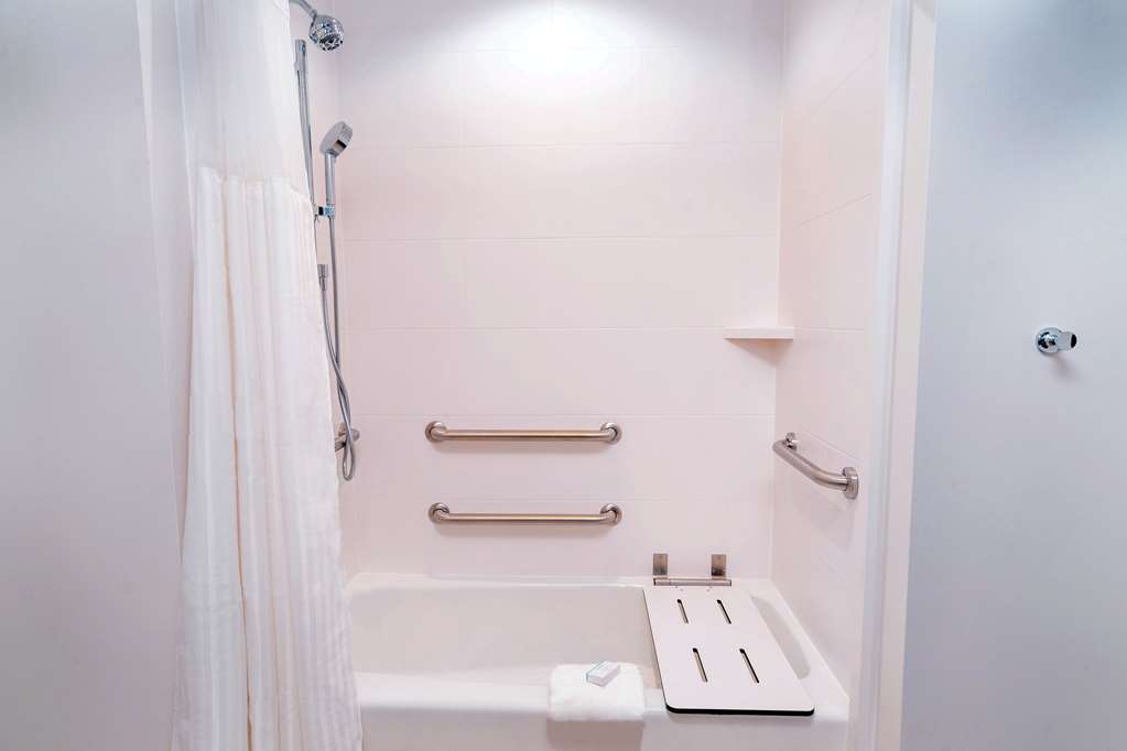 Фото Hilton Garden Inn Cedar Park Austin