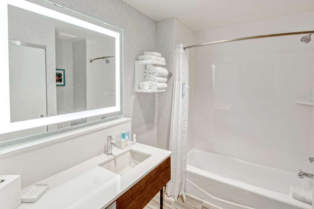 Фото Hampton by Hilton Encinitas-Cardiff Beach Area