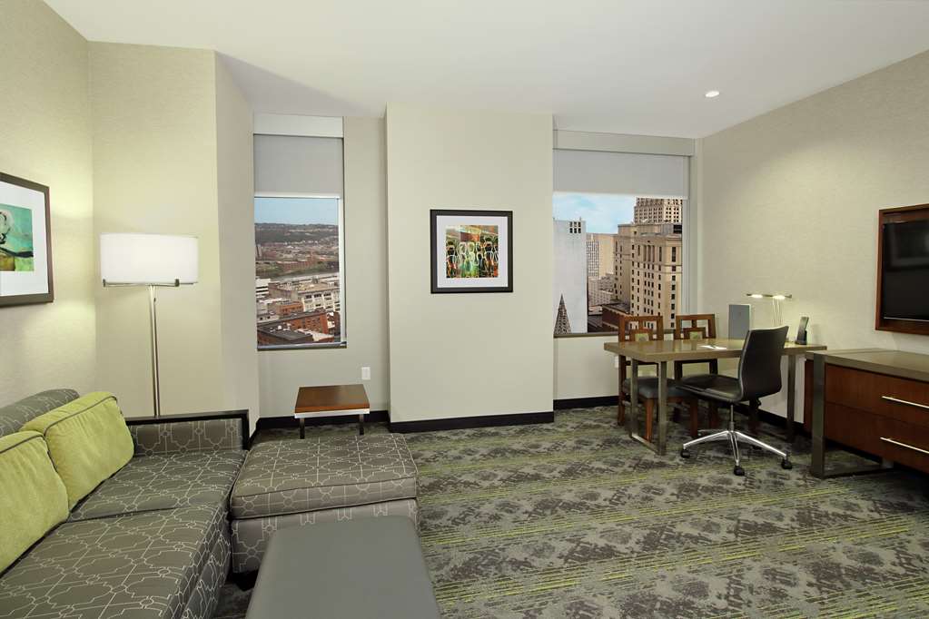 Фото Embassy Suites by Hilton Pittsburgh Downtown