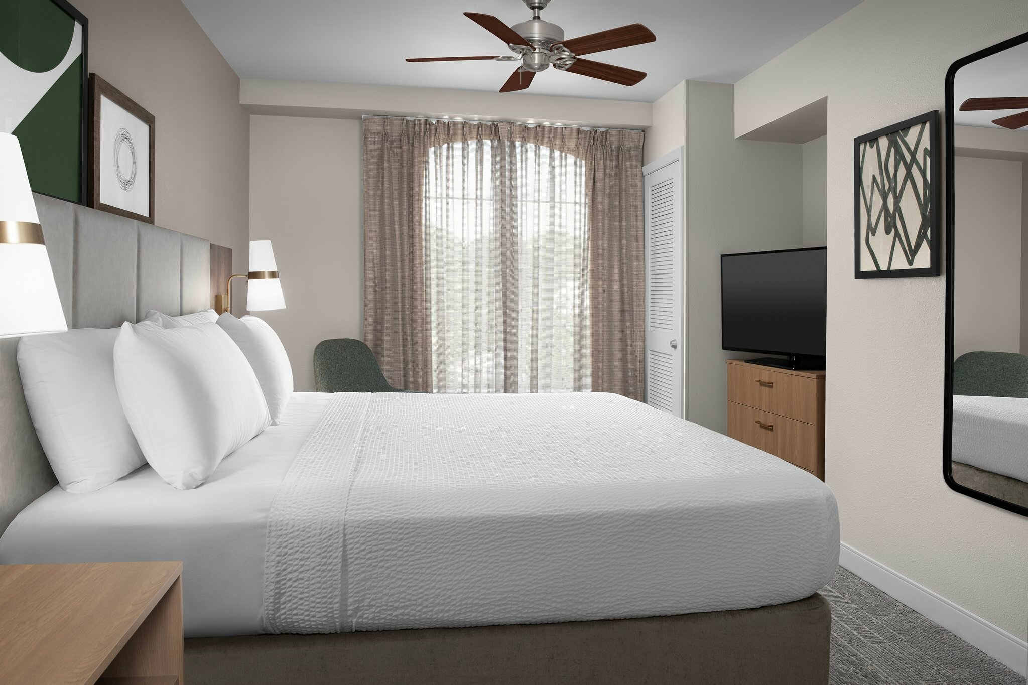 Фото Staybridge Suites Columbia, an Ihg Hotel