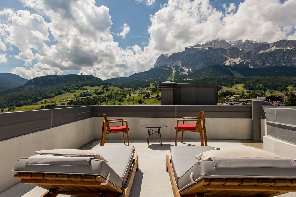 Фото Grand Hotel Savoia Cortina d'Ampezzo, A Radisson Collection Hotel