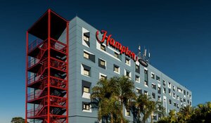 отель Hampton by Hilton Guarulhos Airport