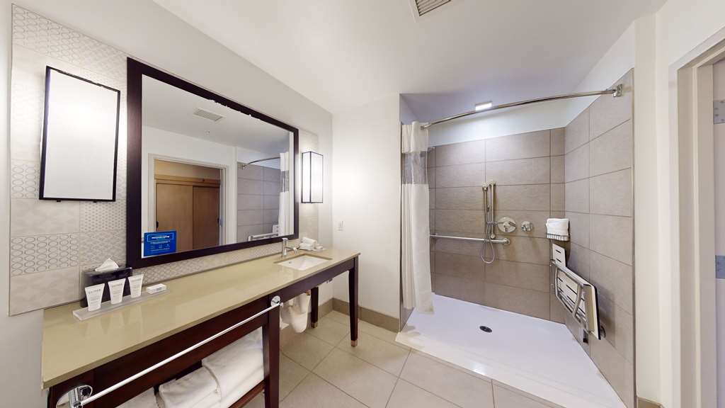 Фото SunCoast Park Hotel Anaheim, Tapestry Collection by Hilton