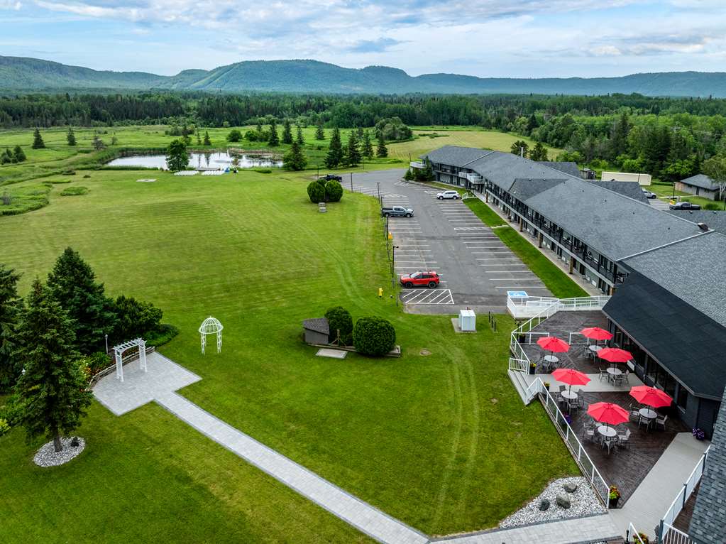 Фото Best Western Plus Nor'wester Hotel & Conference Centre