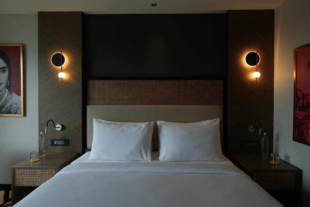 Фото Parallel Hotel