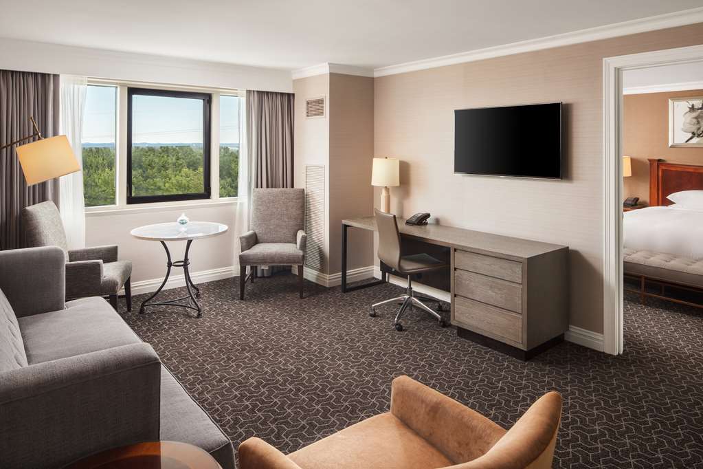Фото Hilton Short Hills