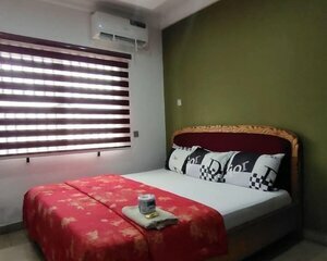 Гостиница Enike hotel в Ибадане