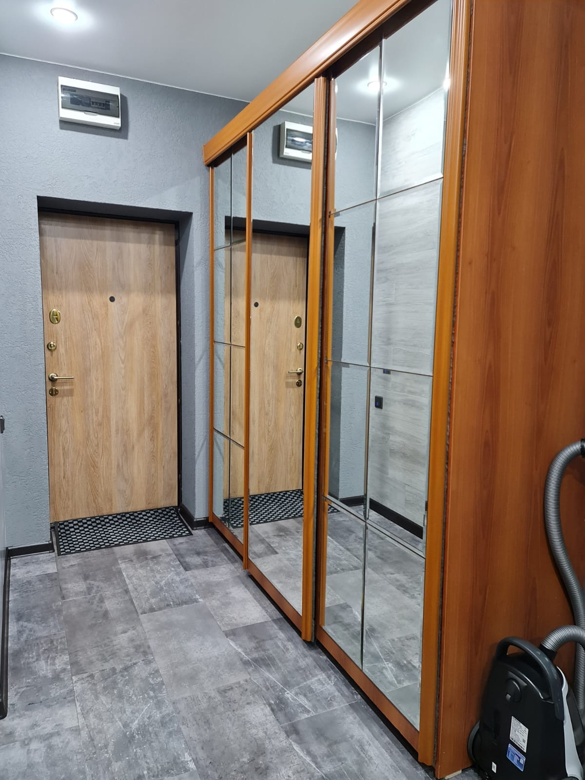 Фото Апартаменты Двухкомнатные в центре Норильска на Московской