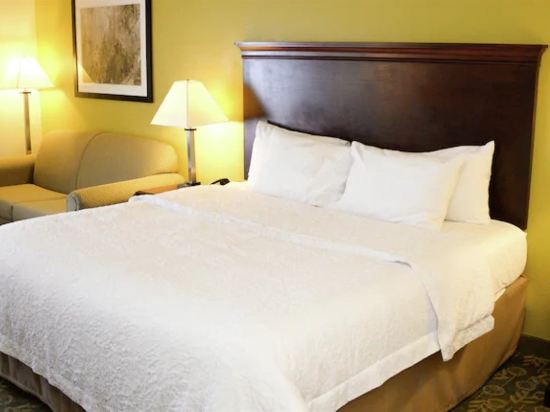 Фото Hampton Inn Frankfort