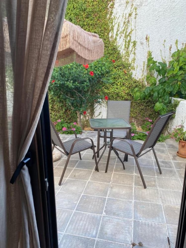 Фото Kasteli Studios & Apartments