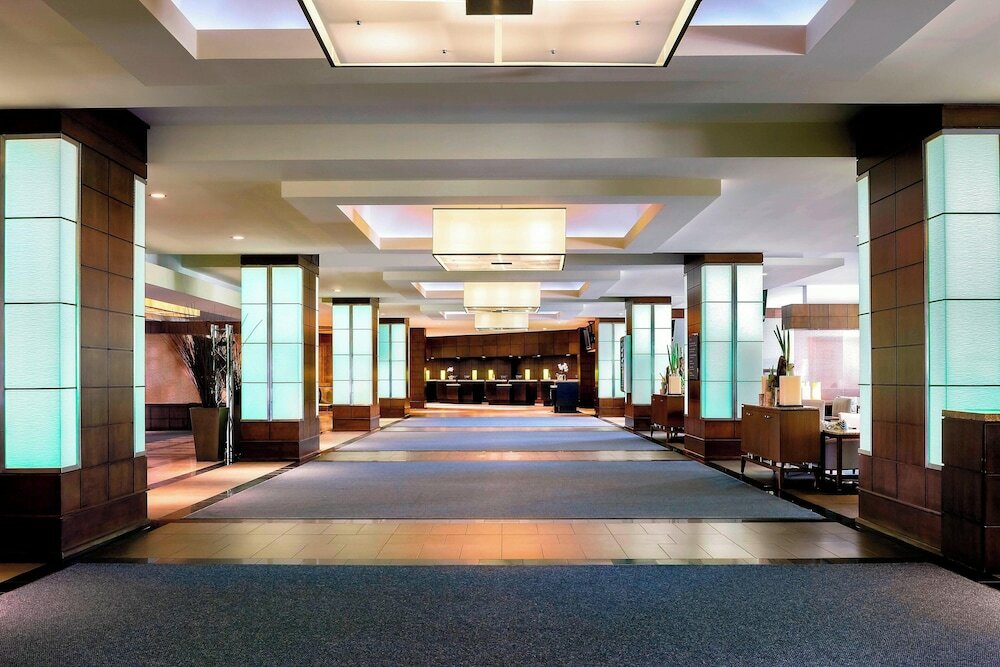 Фото The Westin Harbour Castle