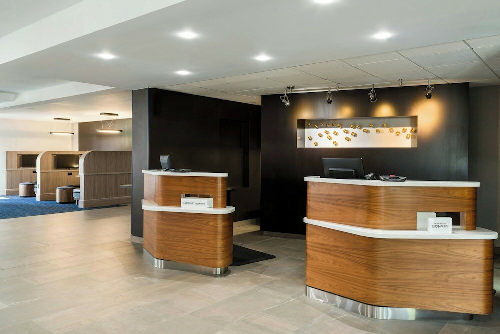 Фото Courtyard by Marriott Sacramento Airport Natomas