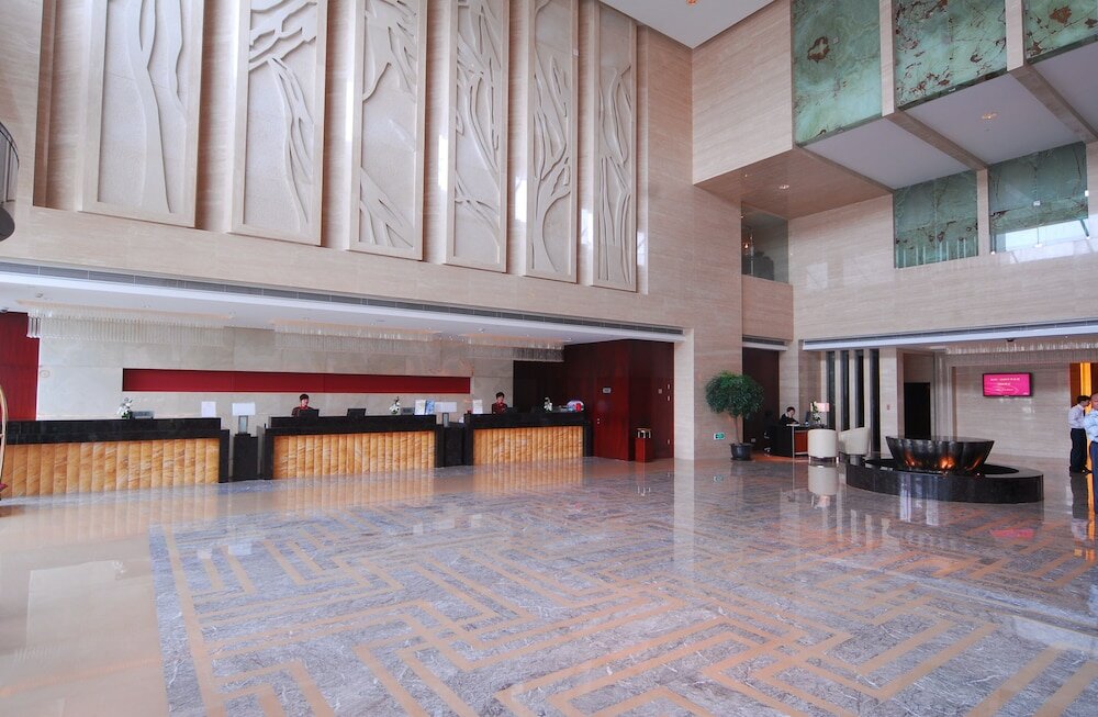 Фото Haiwaihai Crown Hotel Hangzhou