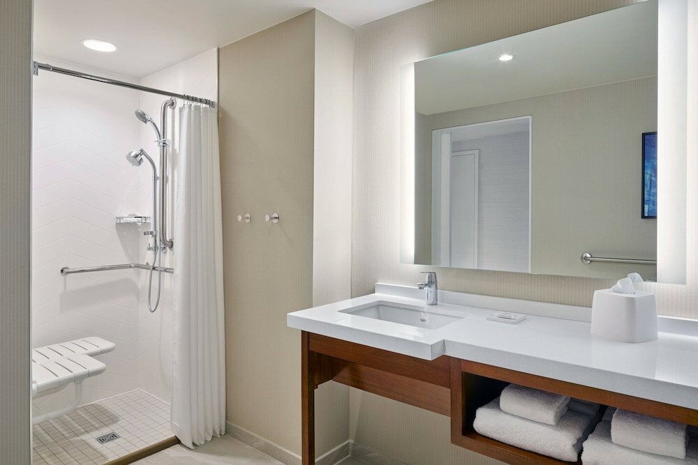 Фото Delta Hotels by Marriott Ashland Downtown