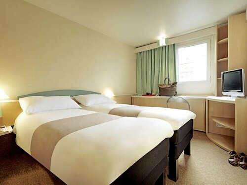 Гостиница Ibis Chambery в Шамбери