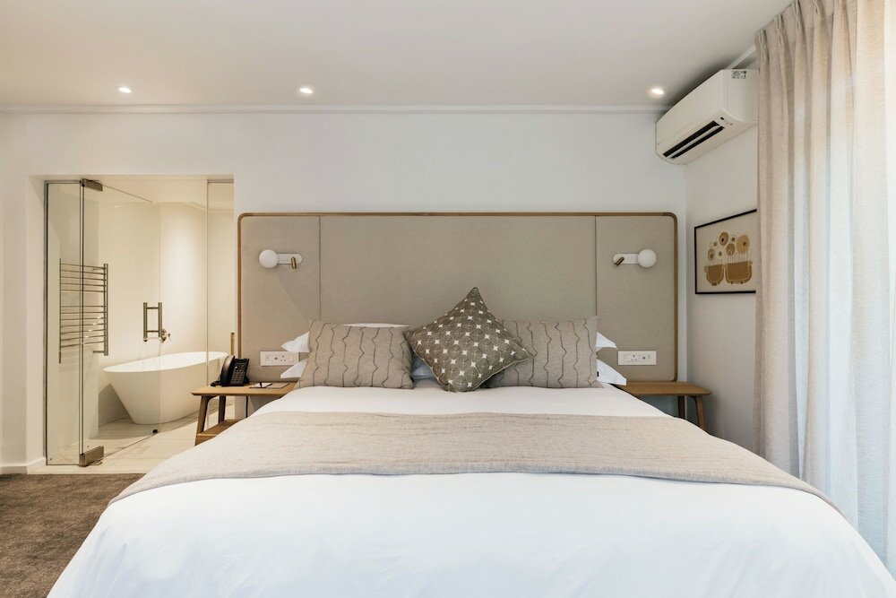 Фото Vineyard Hotel