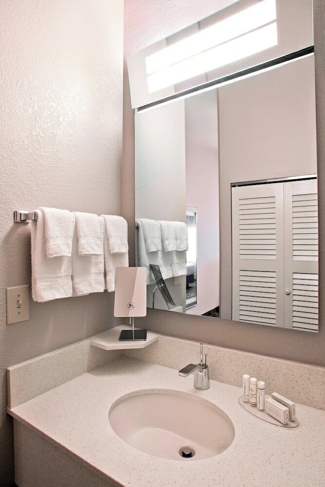 Фото Courtyard by Marriott Ballantyne