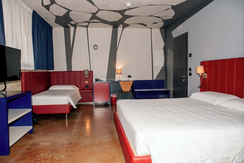 Фото K Modern Hotel