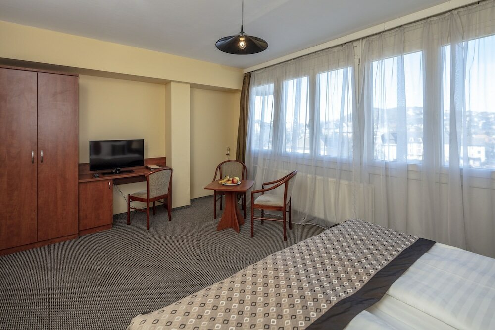 Фото Hotel Charles