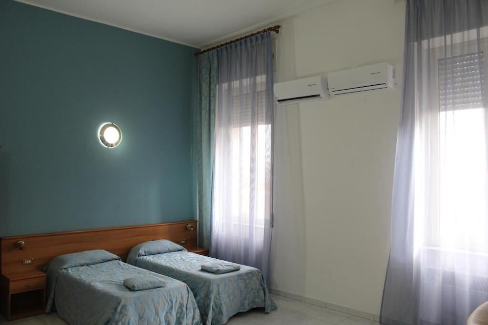Фото Hotel Santa Marta