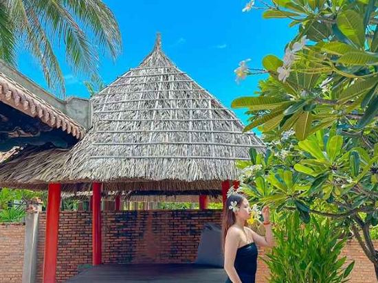 Фото Full Moon Village