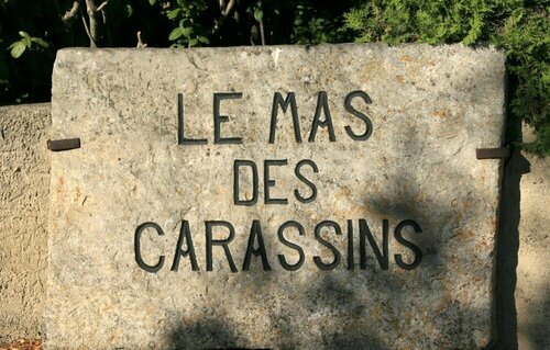 Гостиница Mas des Carassins в Сен-Реми-де-Провансе