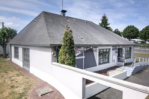 Гостиница Hôtel Inn Design Sablé-sur-Sarthe в Ла-Флеше