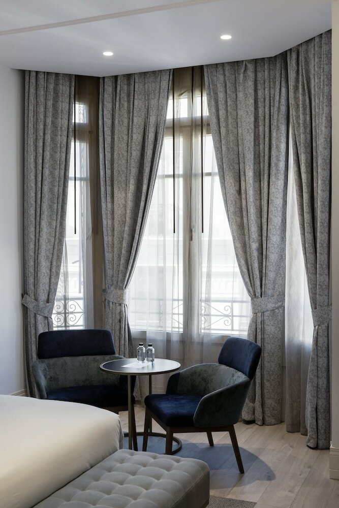 Фото DoubleTree by Hilton Madrid - Prado