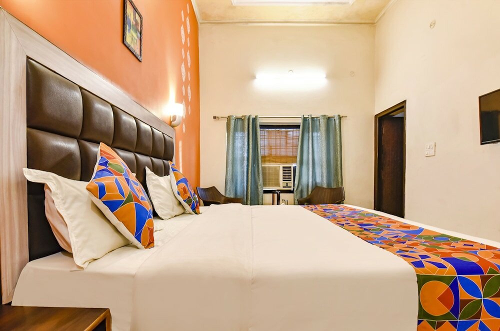 Фото Oyo 4715 Kk Residency