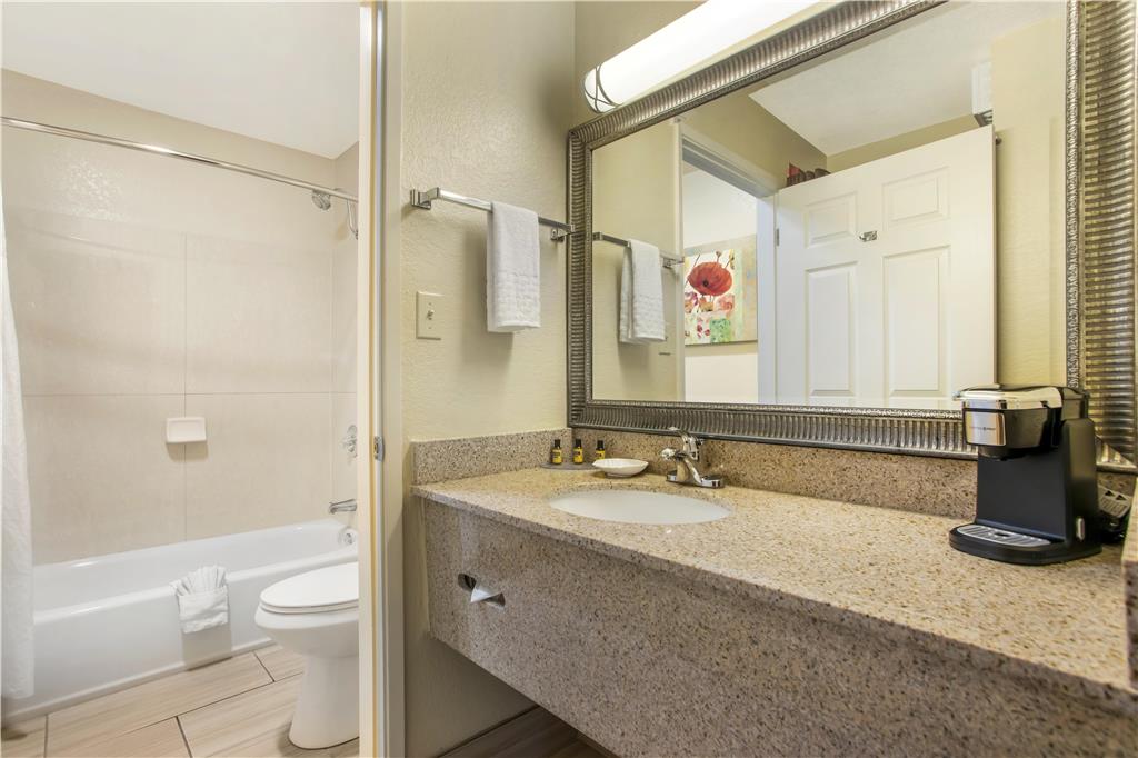 Фото Best Western Plus Pleasanton Inn