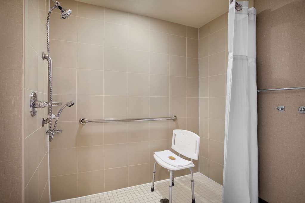 Фото DoubleTree by Hilton Hotel Oklahoma City Airport