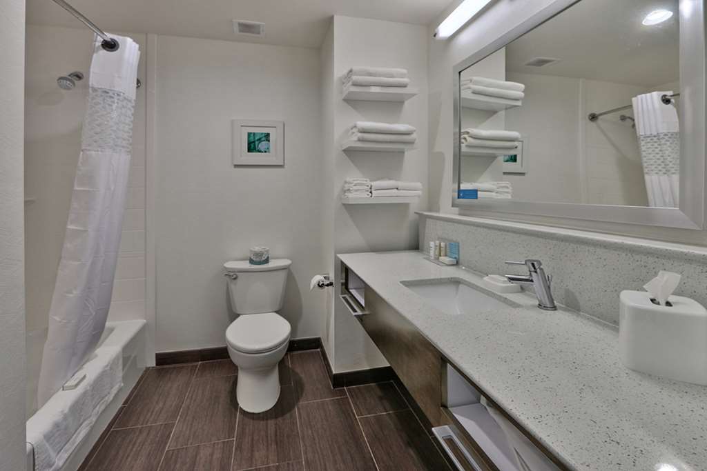 Фото Hampton Inn & Suites Guthrie