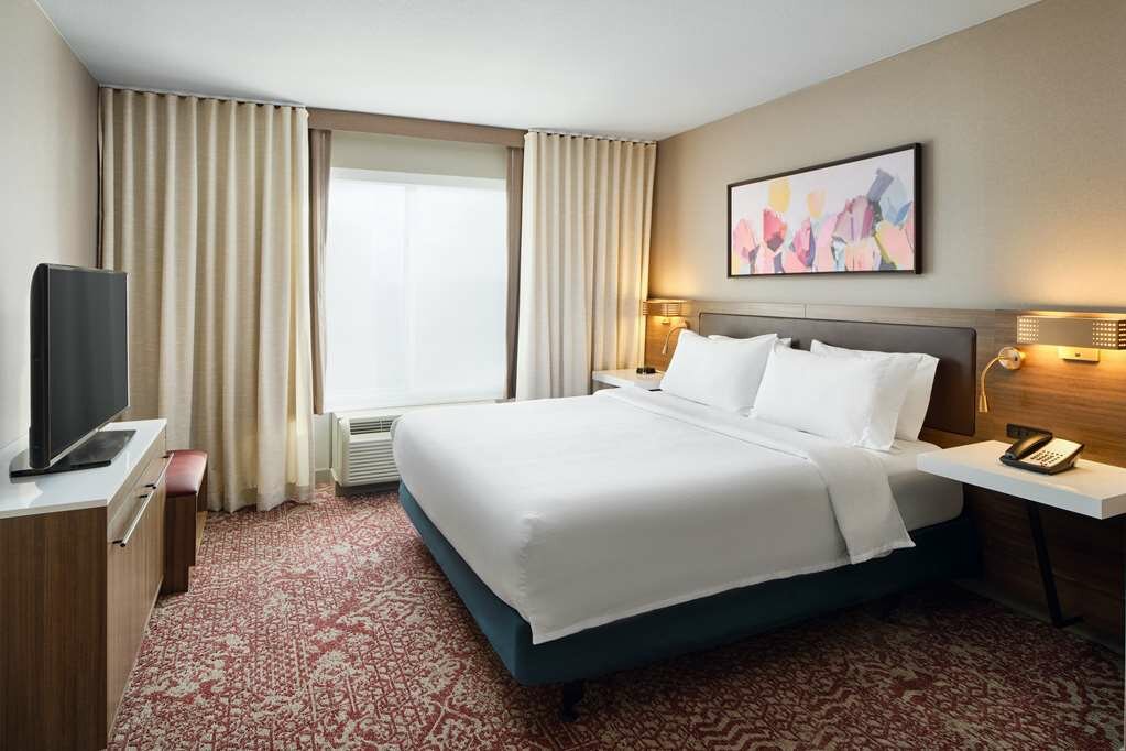 Фото Hilton Garden Inn Schaumburg