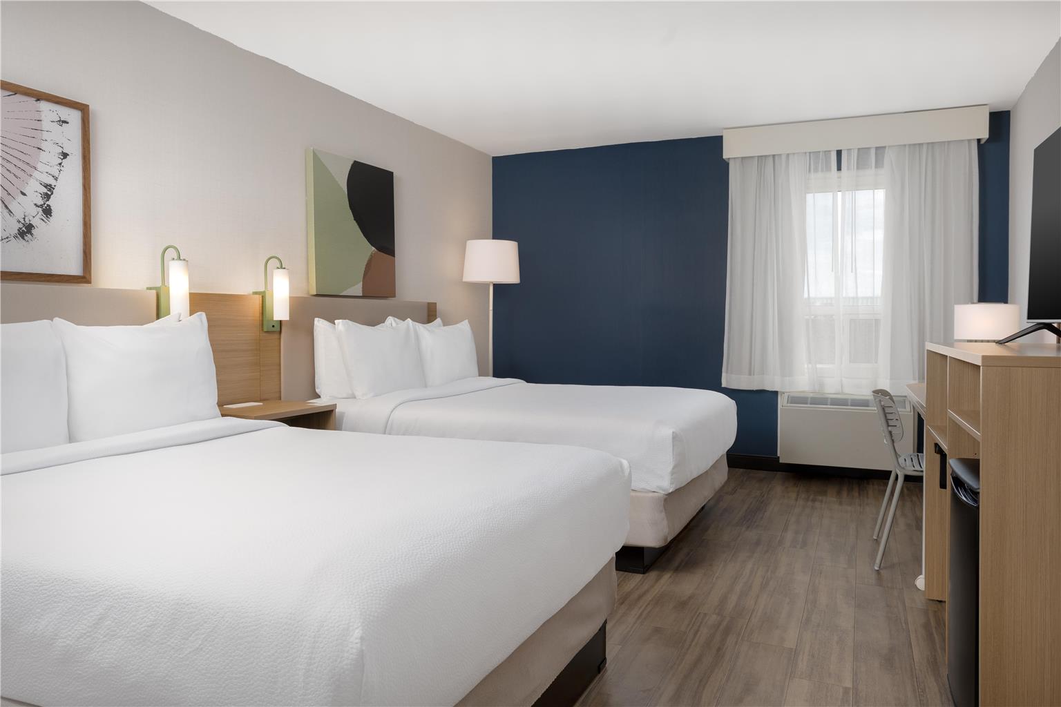Фото Quality Inn Airport West