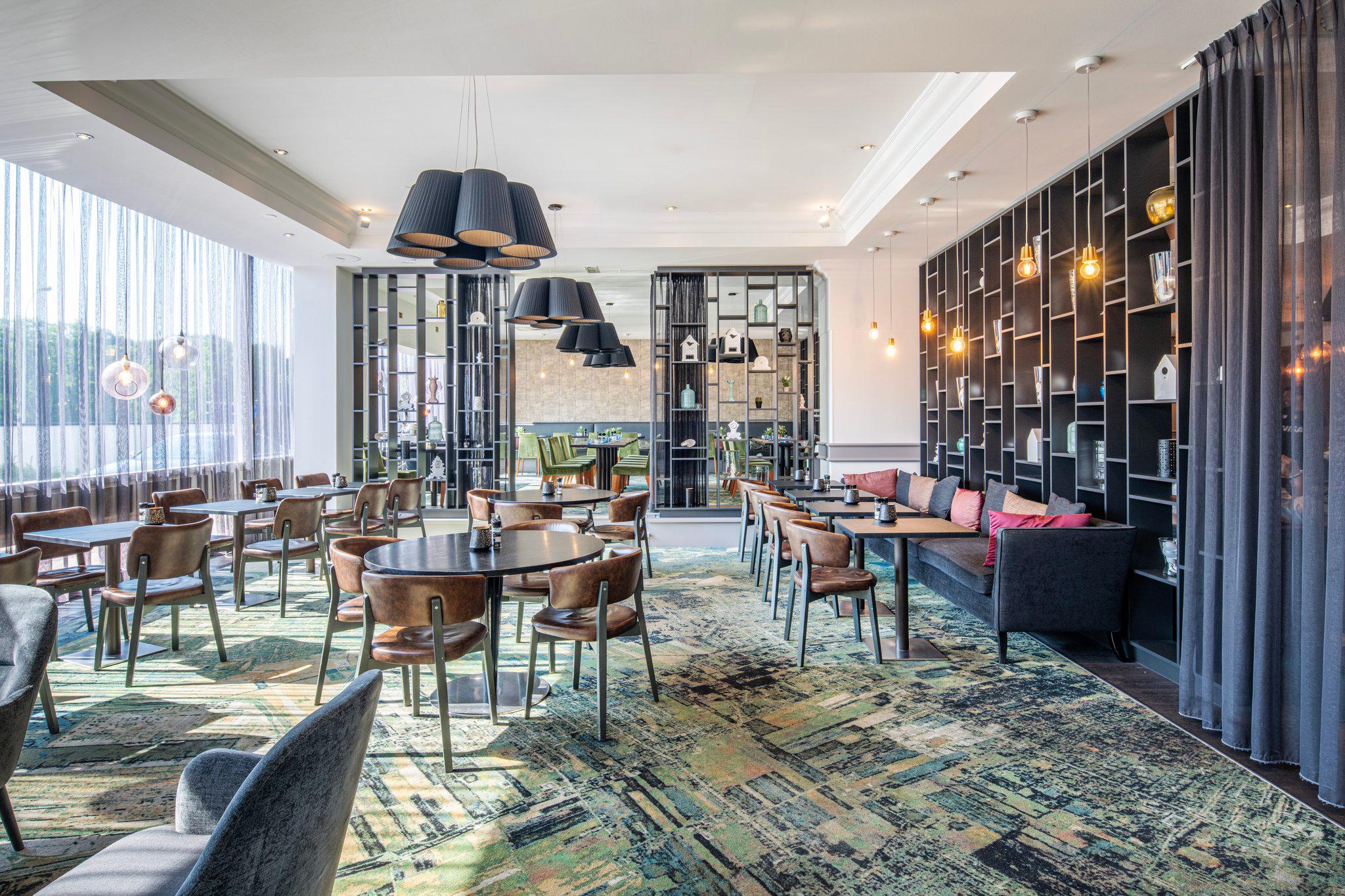 Фото Crowne Plaza Antwerpen by IHG