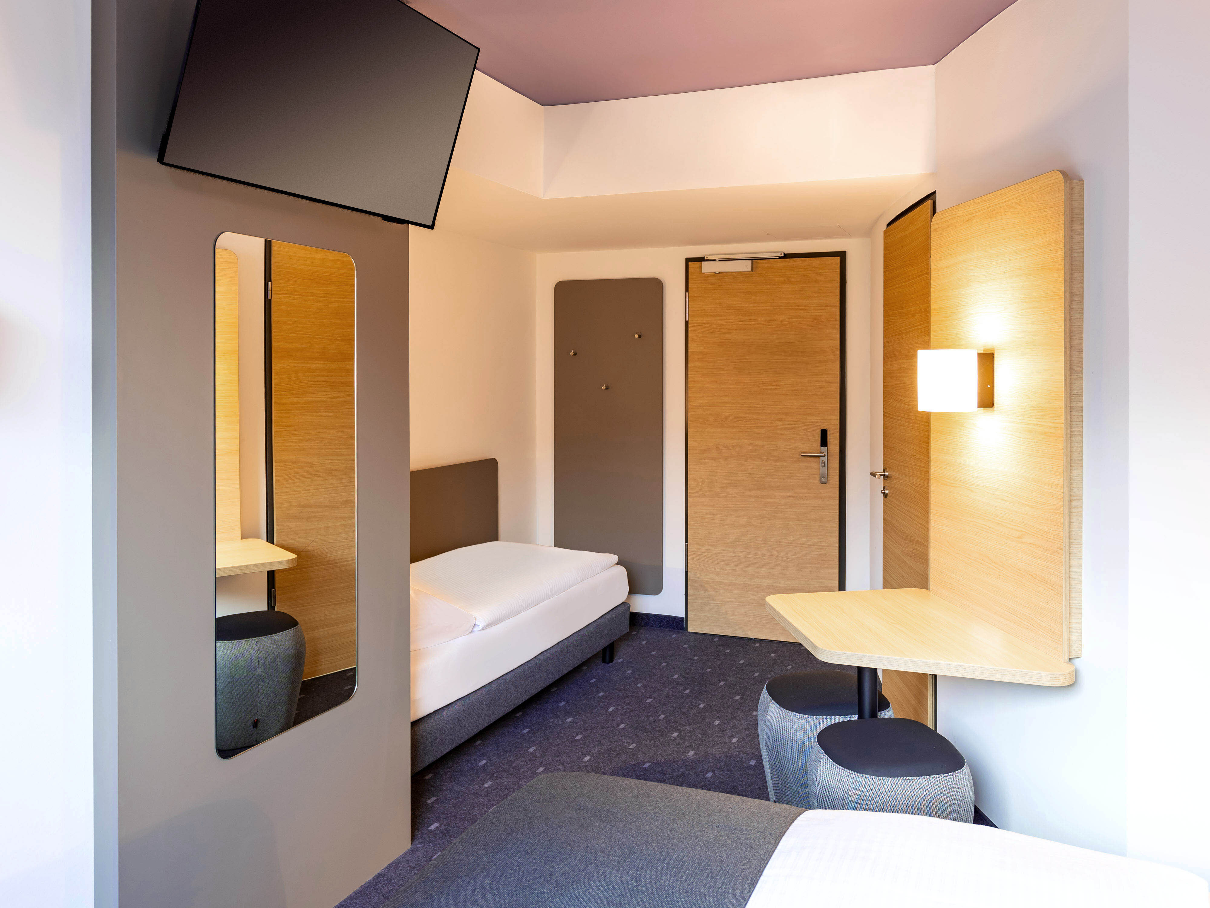 Фото B&b Hotel Oldenburg