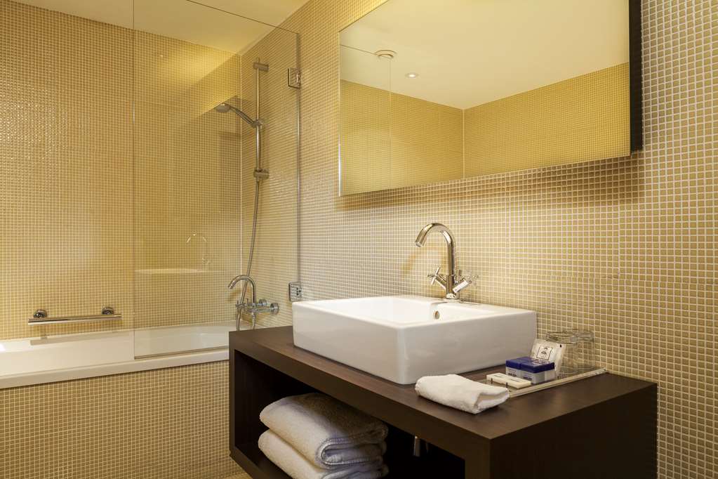 Фото Park Inn by Radisson Antwerp City Centre